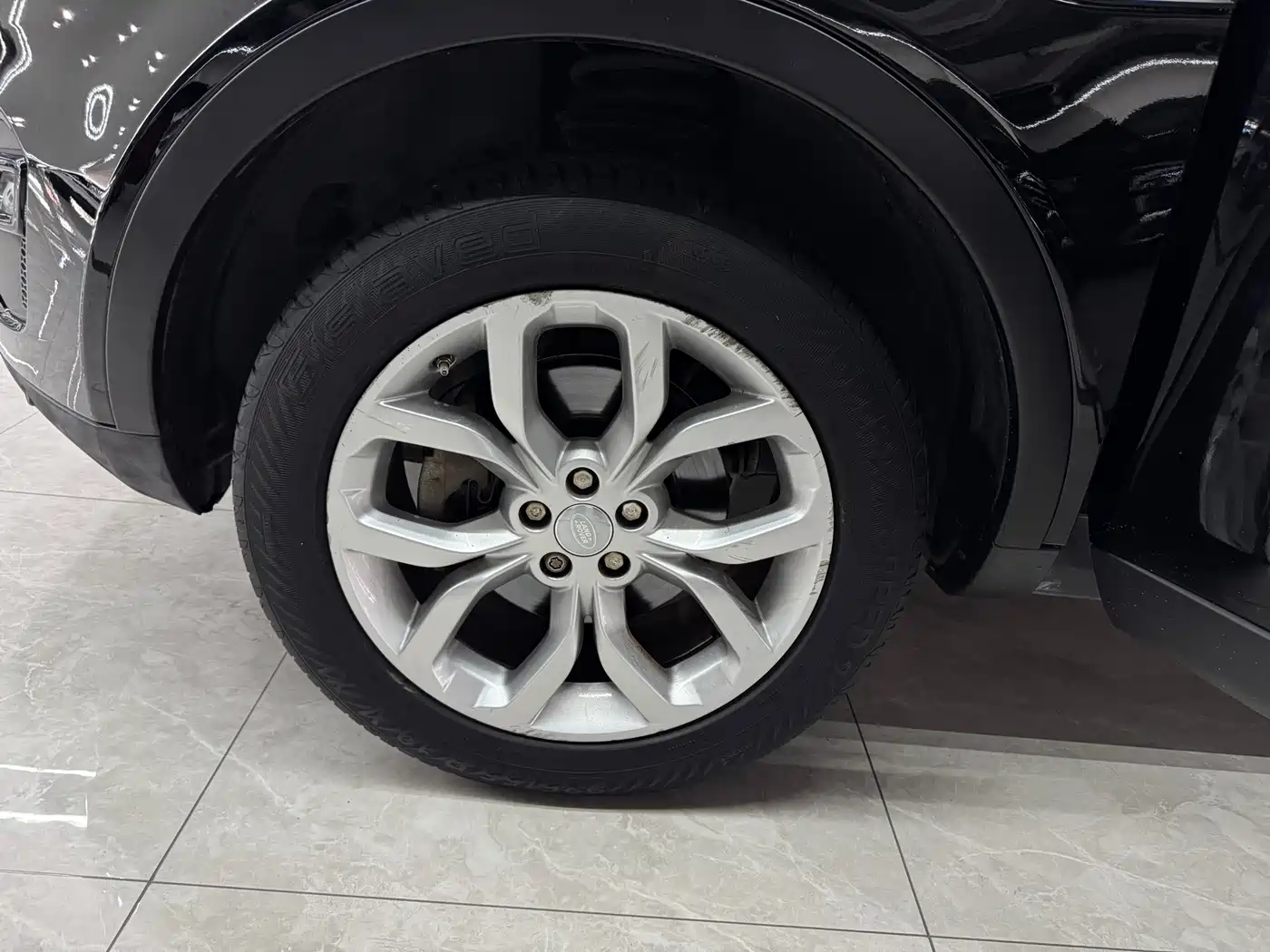 Land Rover Discovery Sport 2016 2.0T HSE фото 15