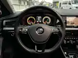 Photo 7 - Volkswagen Lavida