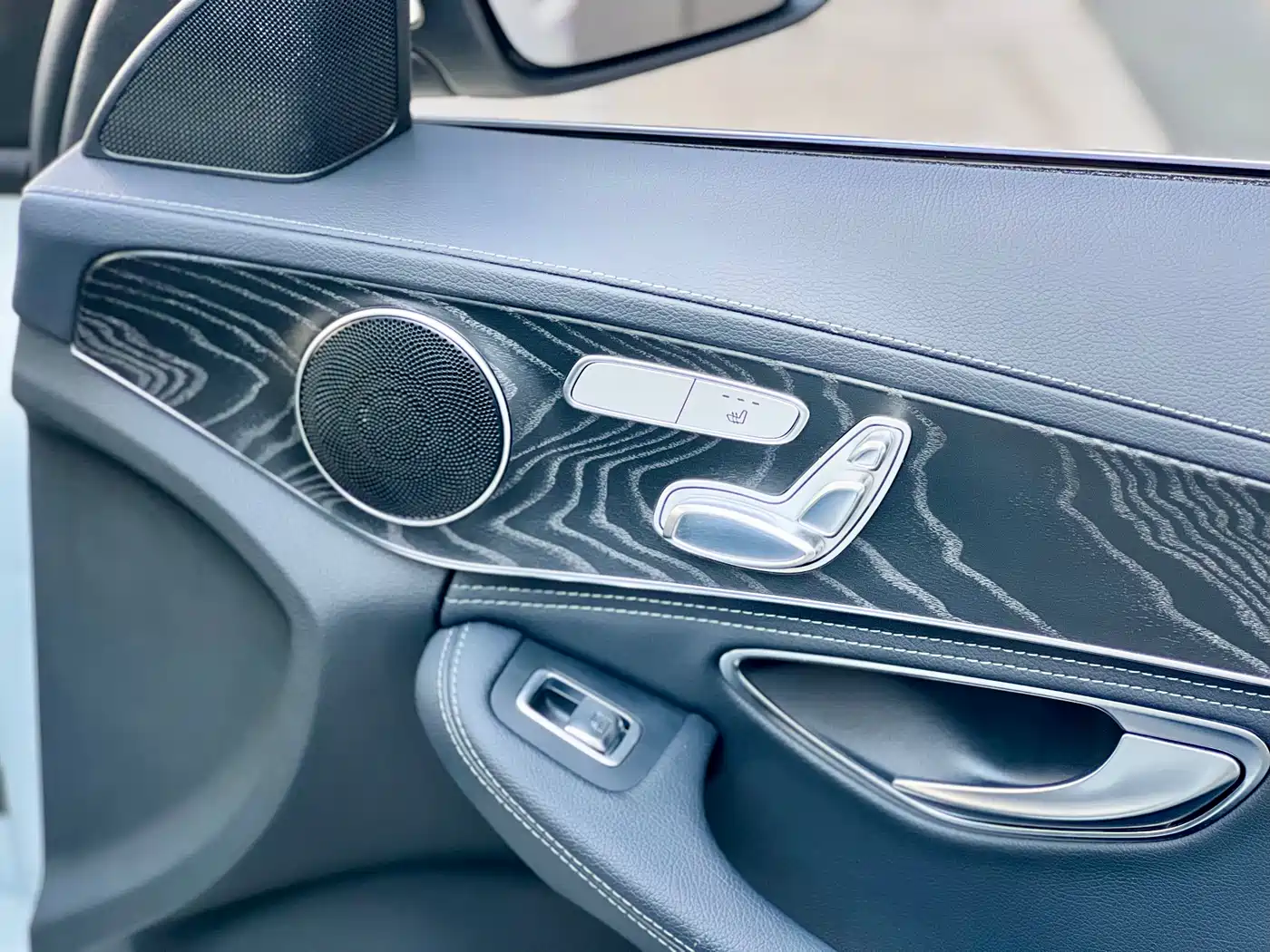 Mercedes-Benz C-Class 2017 Facelift C 200 L Sport Edition фото 23