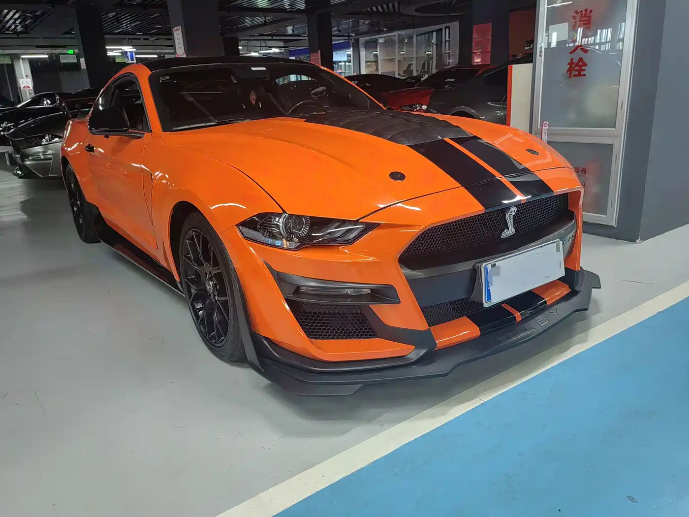 Фото 3 - Ford Mustang