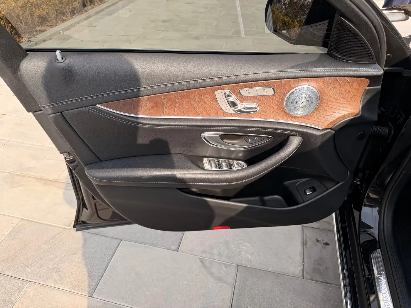 Mercedes-Benz E-Class 2020 E 300 L Luxury Model фото 12