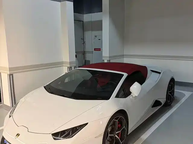 Lamborghini Huracán Huracán EVO RWD Spyder