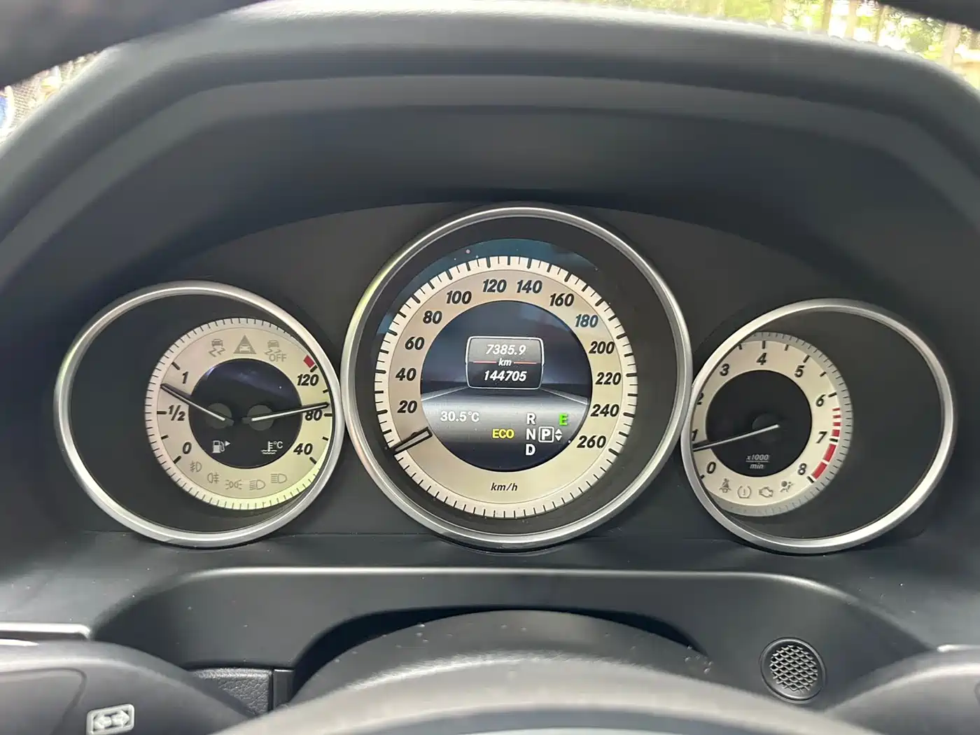 Mercedes-Benz E-Class 2015 E 320 L 4MATIC фото 11