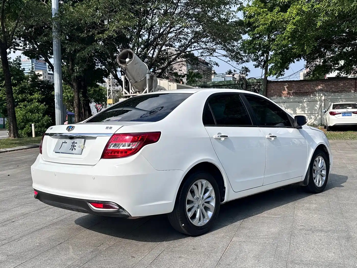 Geely Vision 2016 2016 1.5L Auto Happiness Edition