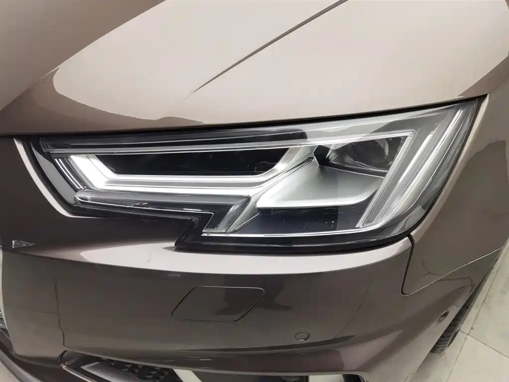 Audi A4L 2019 40 TFSI Fashion (China V) фото 7