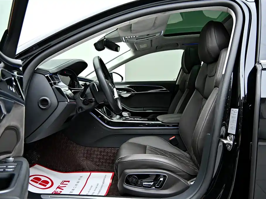 Audi A8 New Energy 2022 A8L 60 TFSIe quattro Collector's Edition фото 11