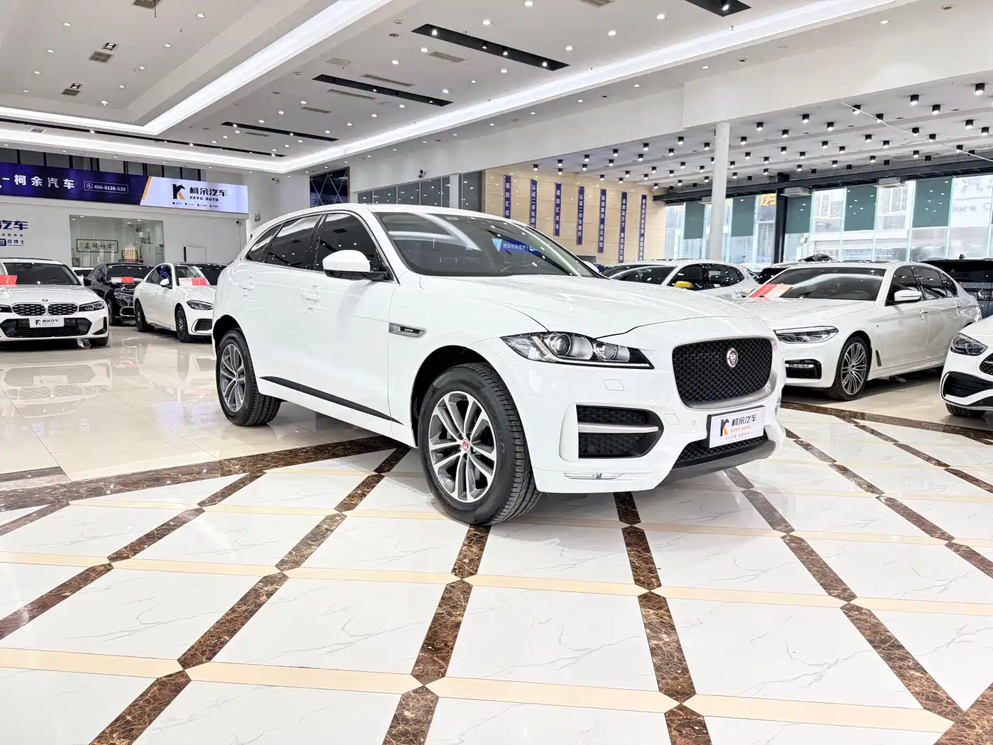 JAGUAR F PACE