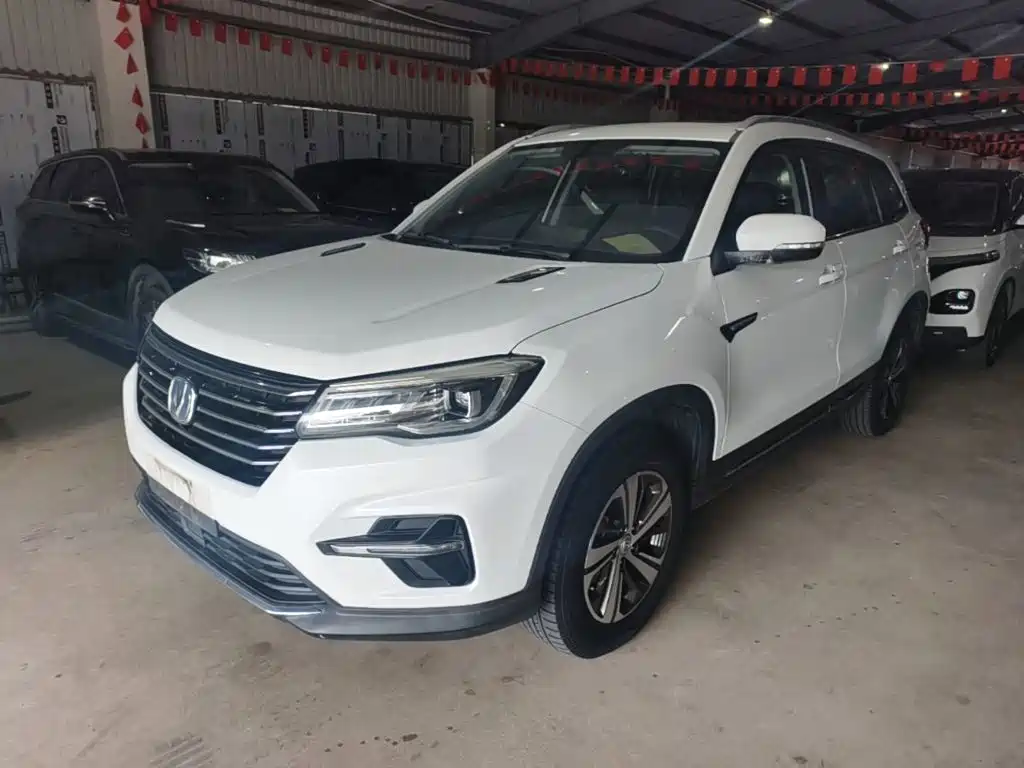 Фото 2 - Changan CS75