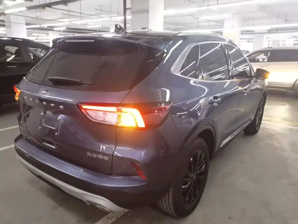 Ford Escape 2025 2024 Model EcoBoost 245 2WD Premium Edition