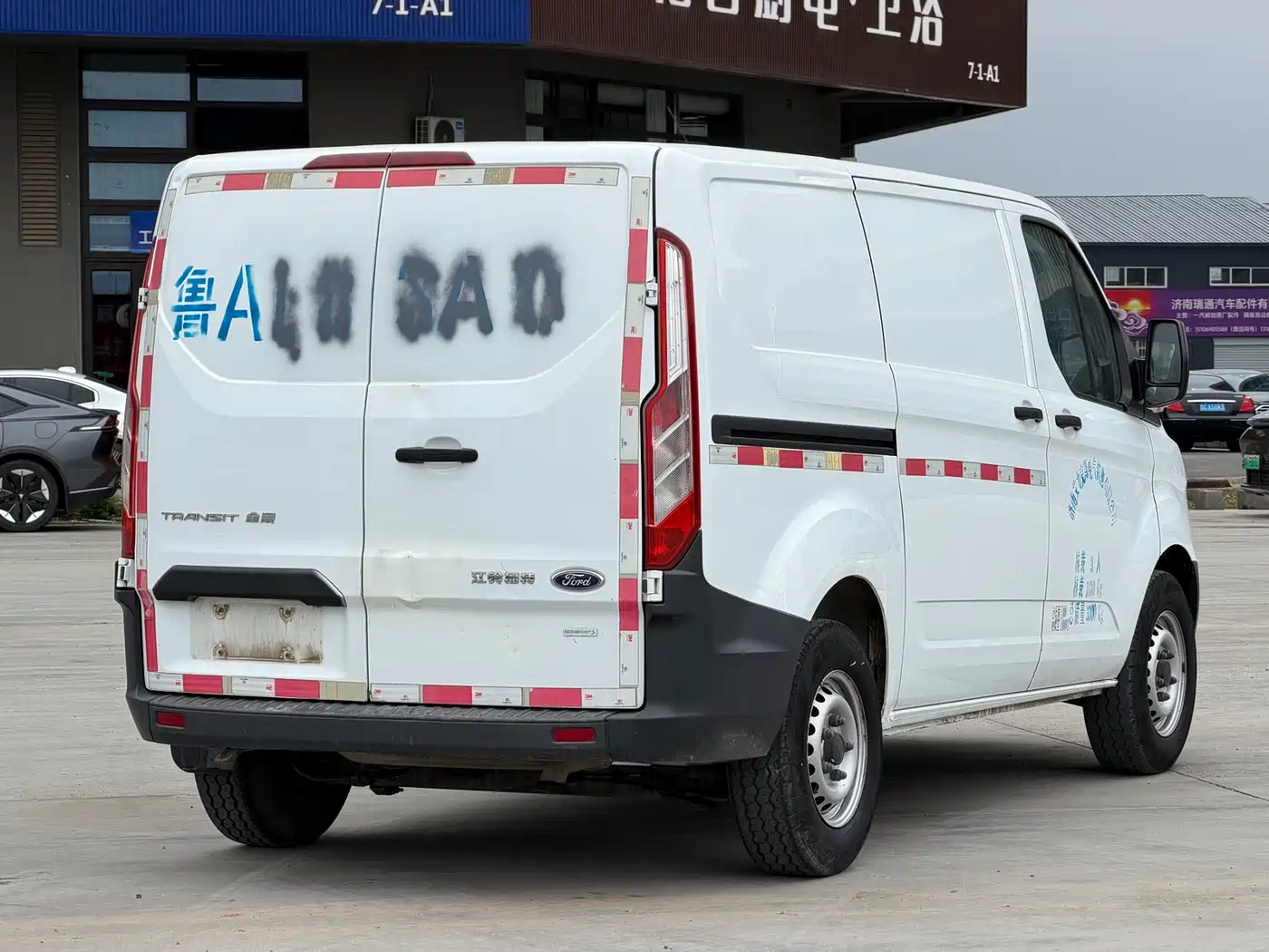 Ford Transit 2018 2017 2.0T Gasoline Van Short Wheelbase Low Roof China V