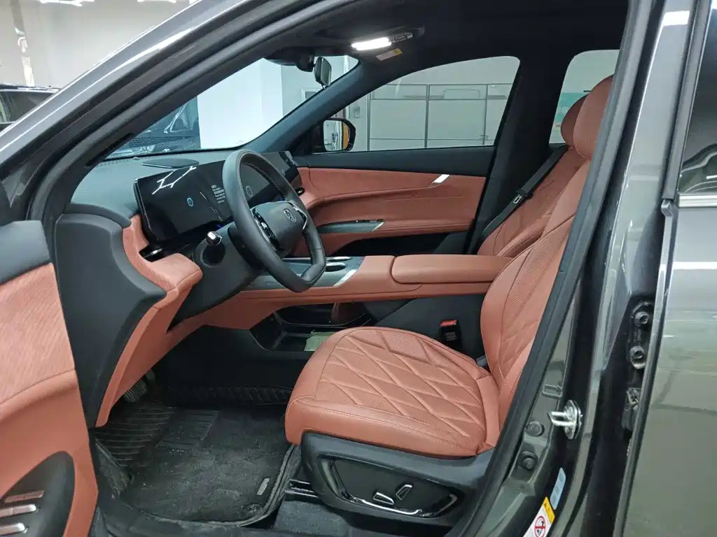 Фото 7 - Changan CS75 PLUS