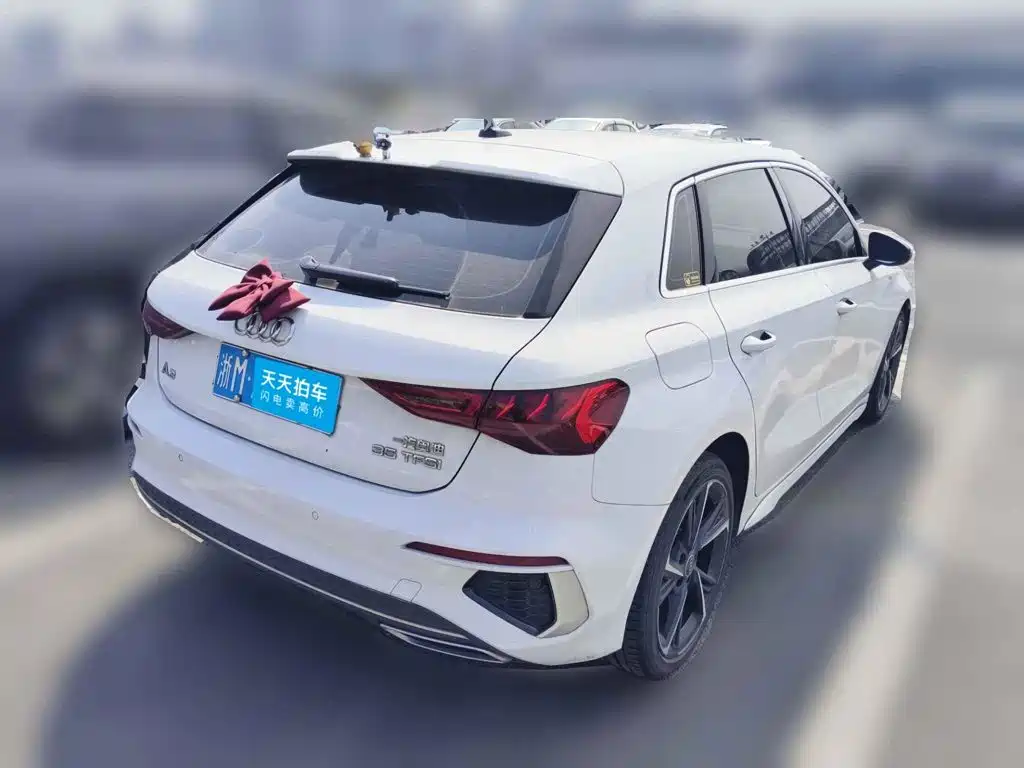 Photo 5 - Audi A3