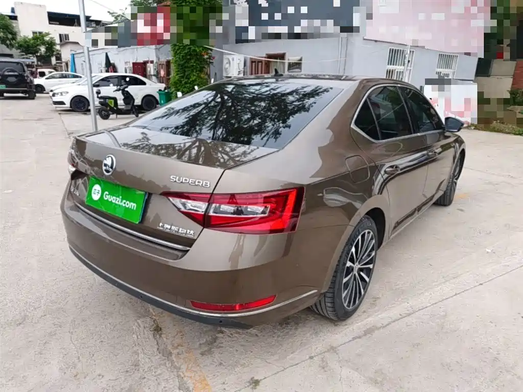 Škoda Superb 2016 TSI330 DSG Smart Edition фото 7