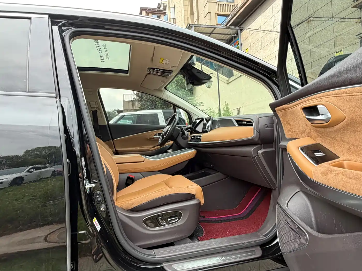 2022 Aion LX