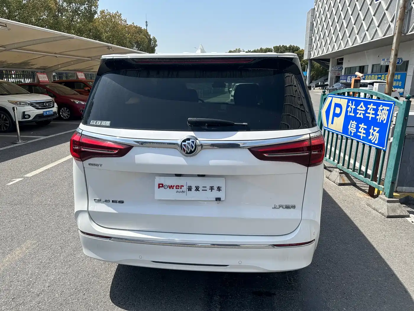 Buick GL8 2021 ES Landlord 653T Premium фото 15