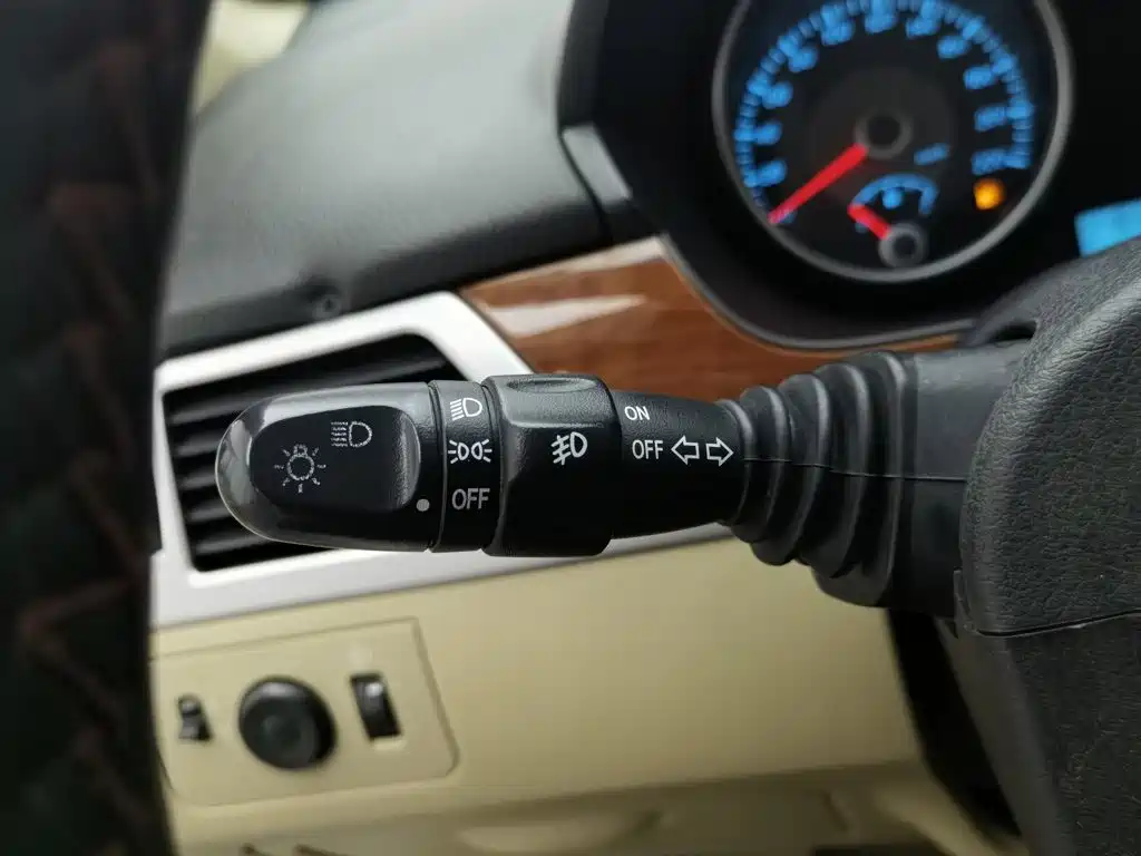 Photo 21 - Buick Excelle