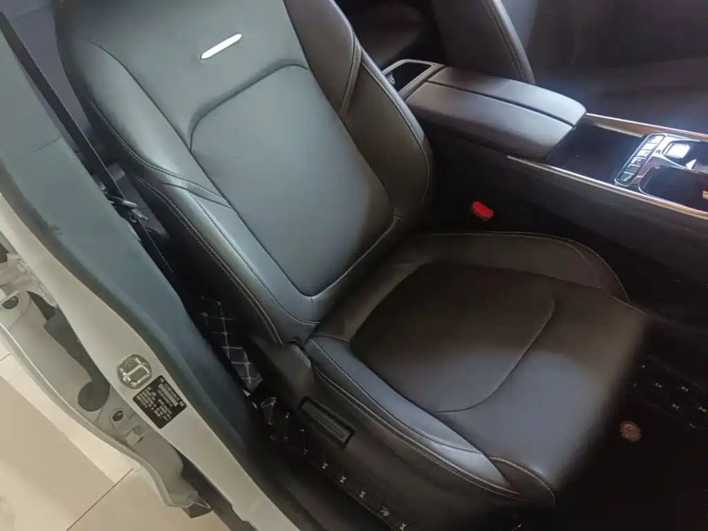 SAIC Maxus Maxus G50 2024 2023 PLUS 1.5T Auto Custom Entry Edition