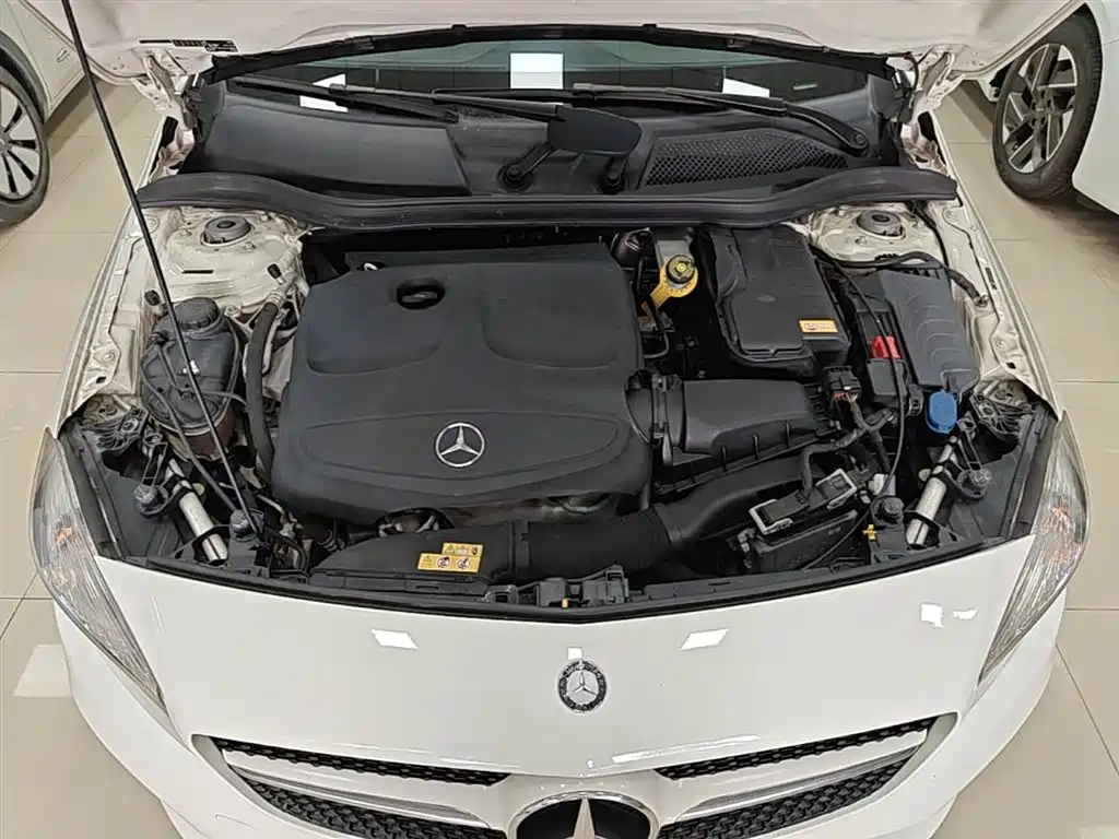 Mercedes-Benz A-Class (Import) 2015 A 180 Standard фото 20