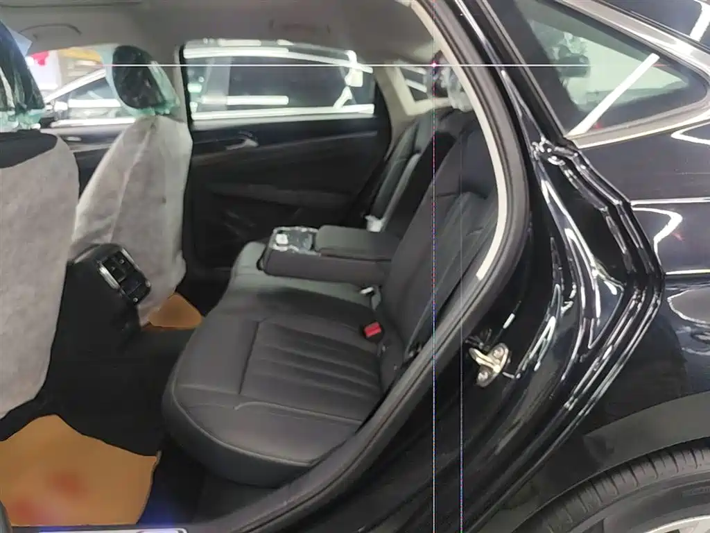 Volkswagen Passat New Energy 2025 430PHEV Hybrid Business Edition фото 17