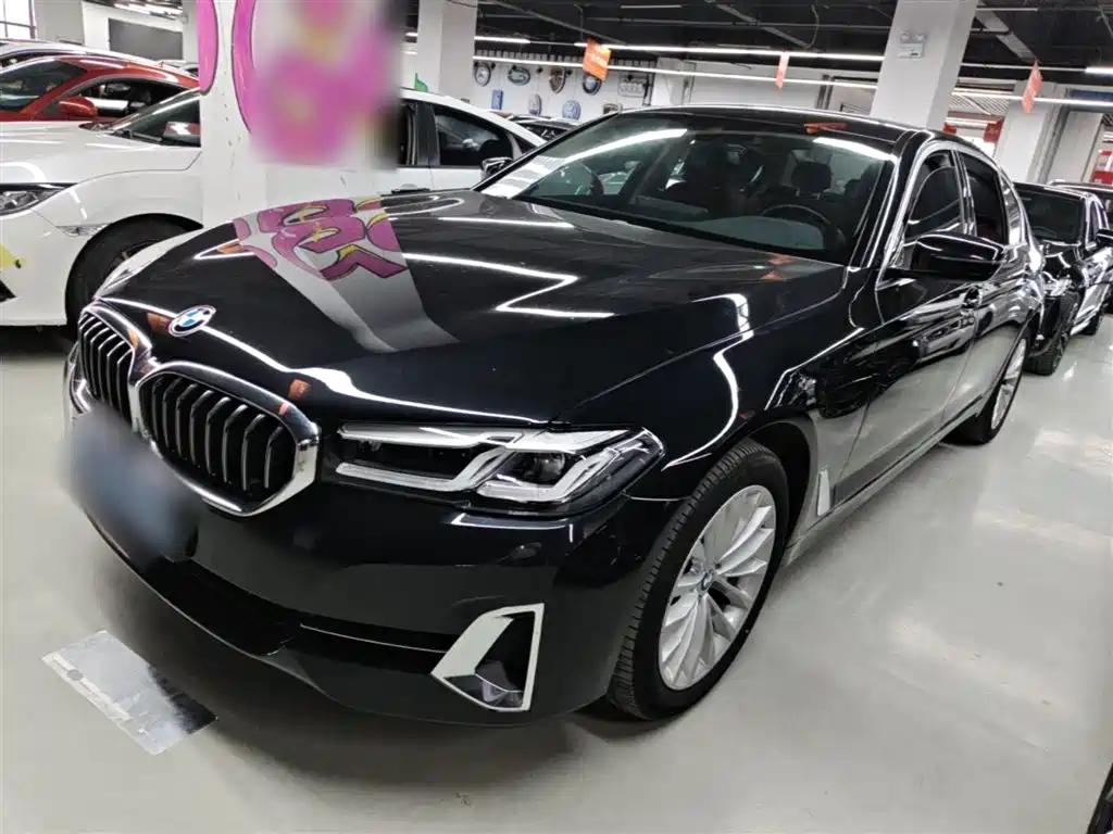 BMW 5 Series 2022 Model Second Facelift 525Li Luxury Package фото 2