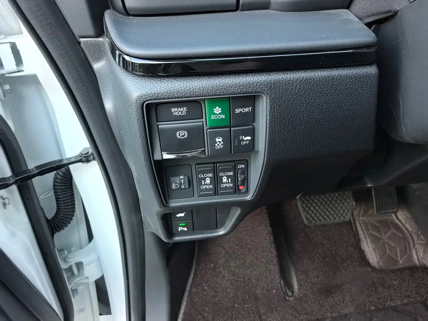 Honda Odyssey 2026 2026 2.0L e:HEV Sharp·Leadership Edition