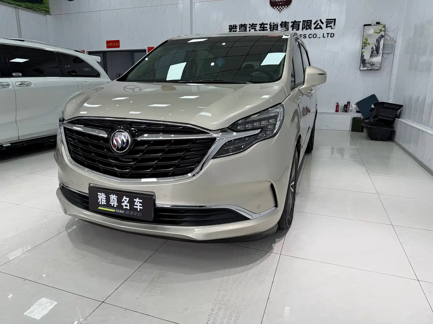 BUICK GL8