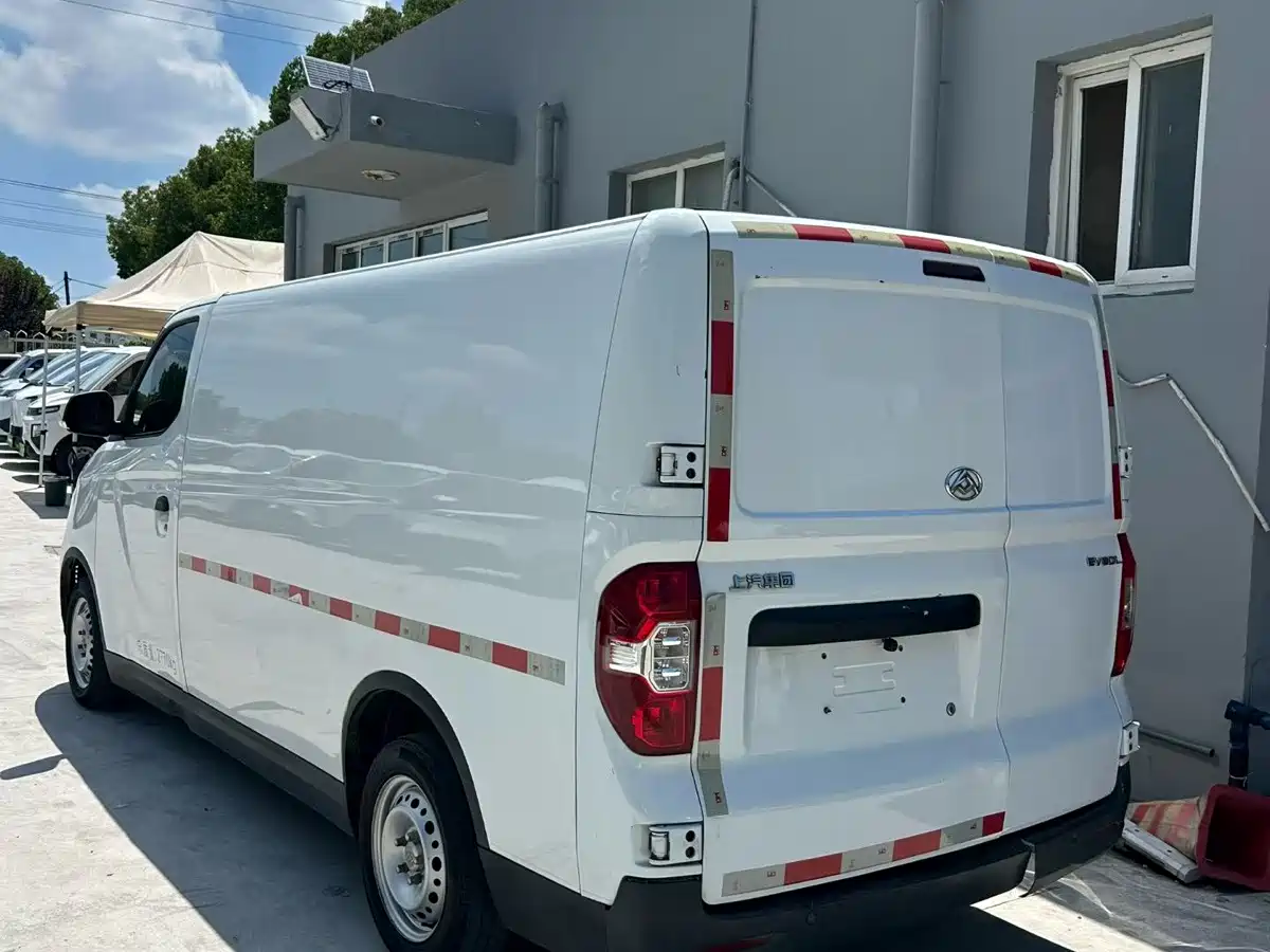 SAIC Maxus Maxus EV30 2023 2023 Pure Electric Intelligent Logistics Expert Long Wheelbase CATL