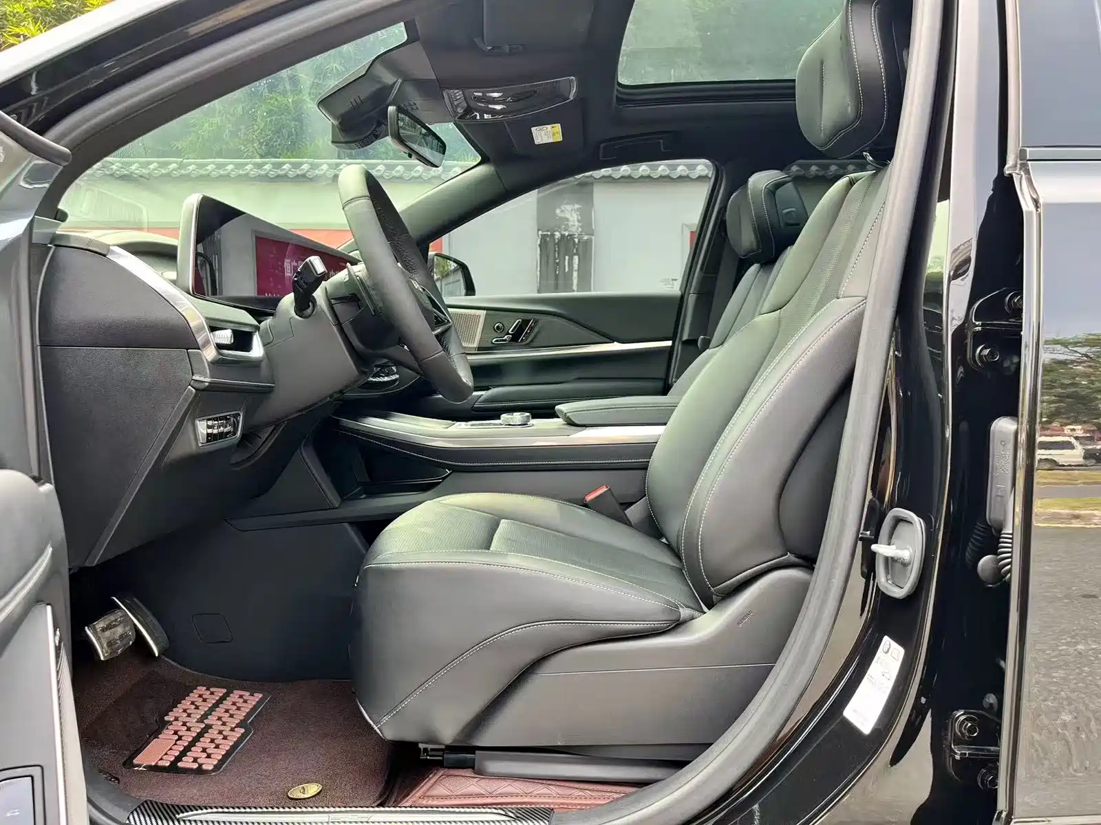 Фото 5 - Cadillac XT5
