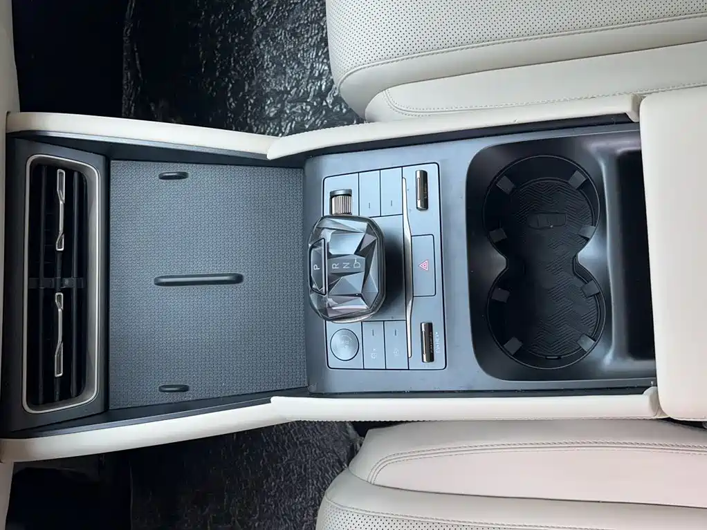 BYD Qin L 2024 2024 DM-i 120KM Leading