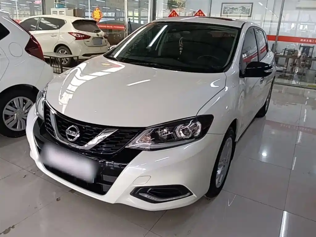 Nissan Tiida 2024 1.6L CVT Smart Drive Edition
