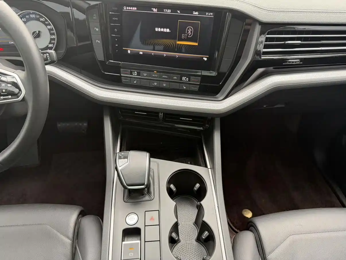 Volkswagen Touareg 2023 2022 2.0TSI Pilot Special Edition