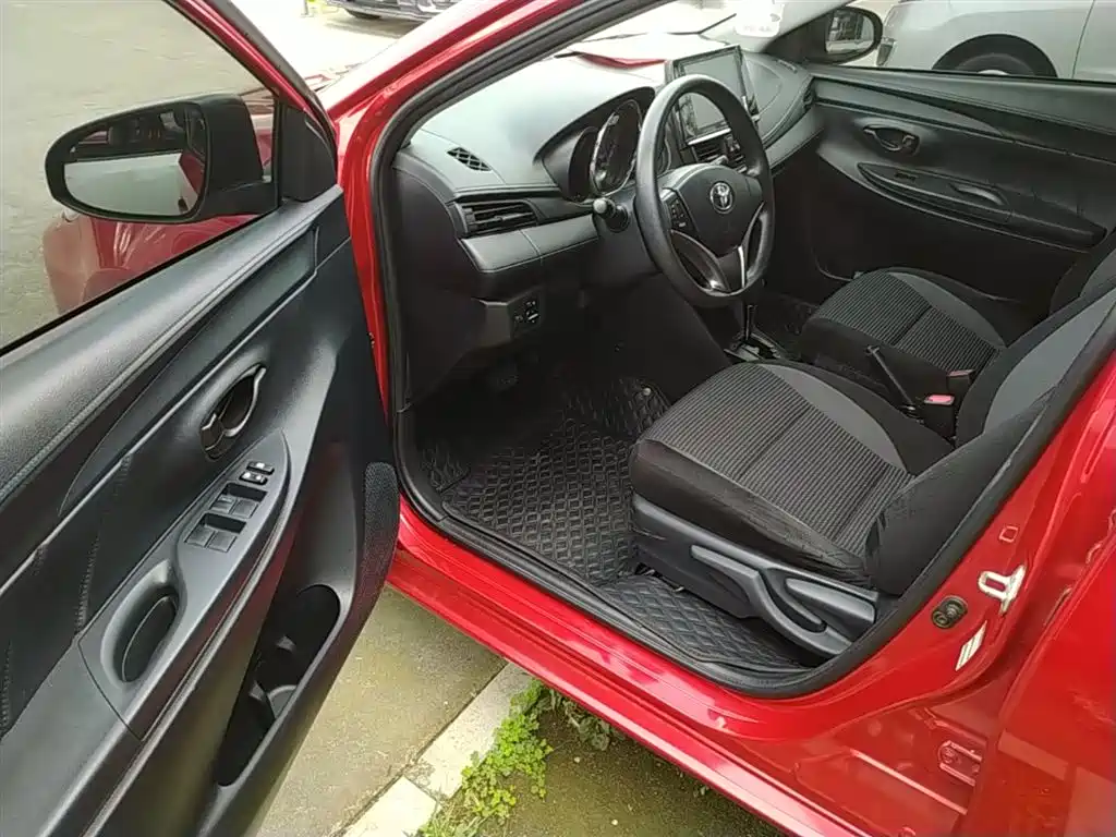 Toyota Vios FS 2021 1.5L CVT Fengchi Edition фото 16