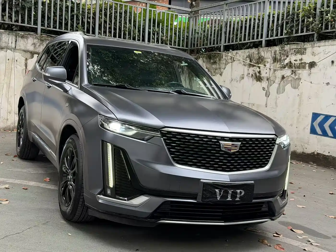CADILLAC XT6