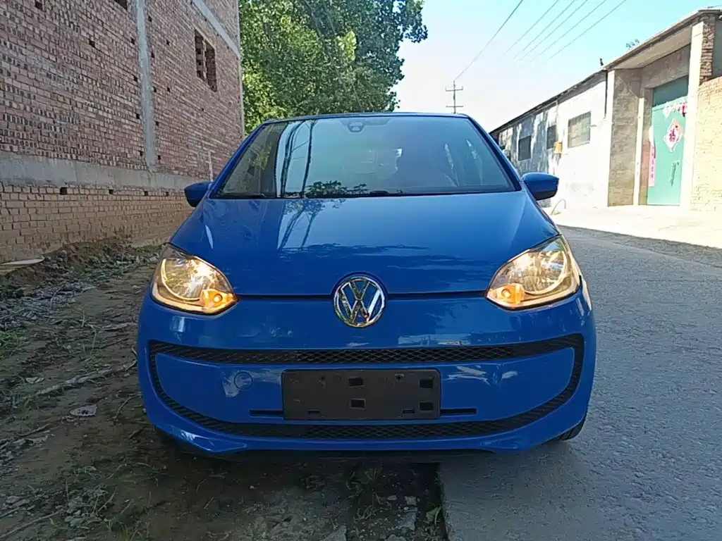 2015 Volkswagen up!