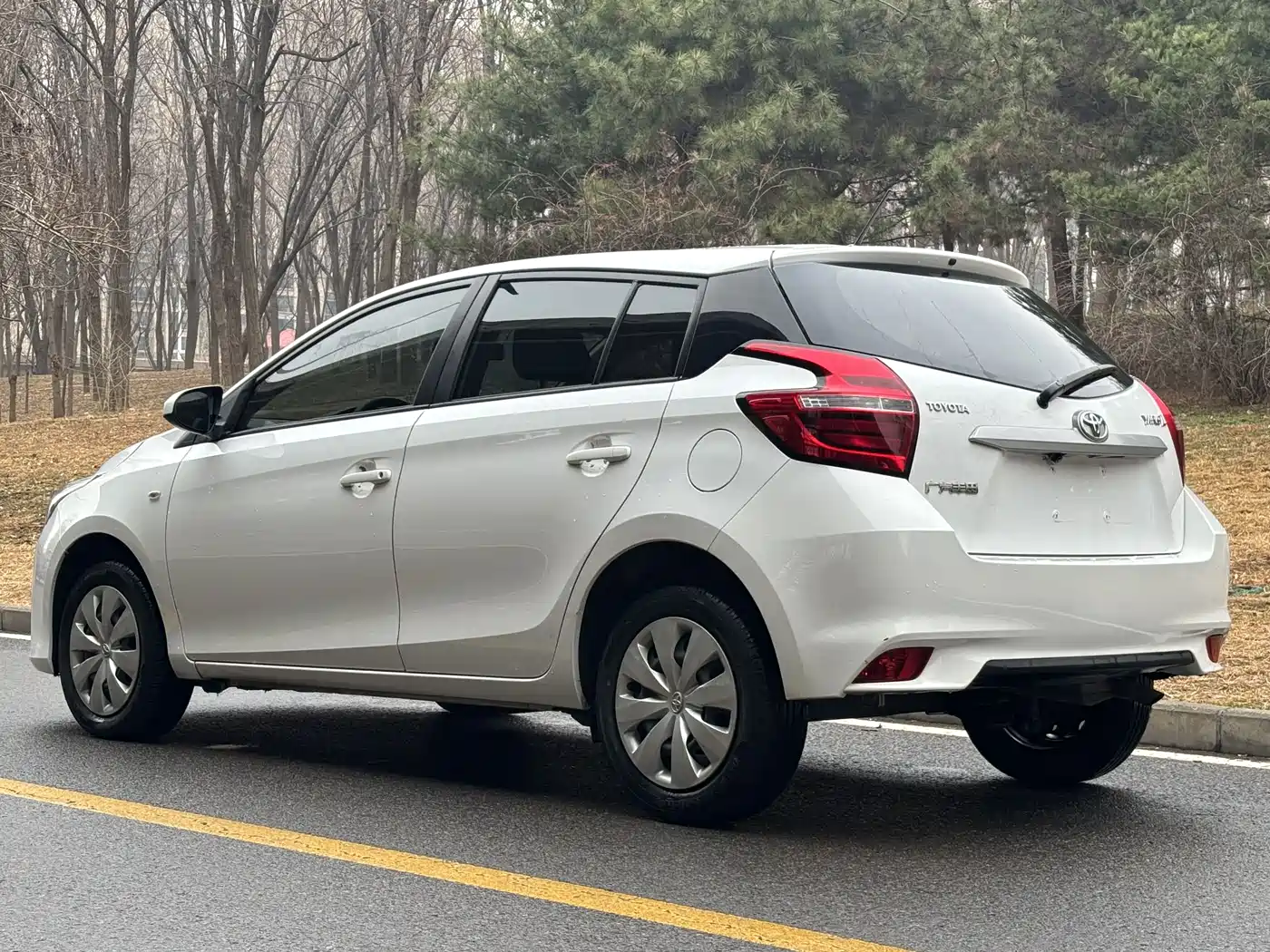 Toyota YARiS L Zhi Xuan 2016 Facelift 1.5E CVT Charming Edition фото 4