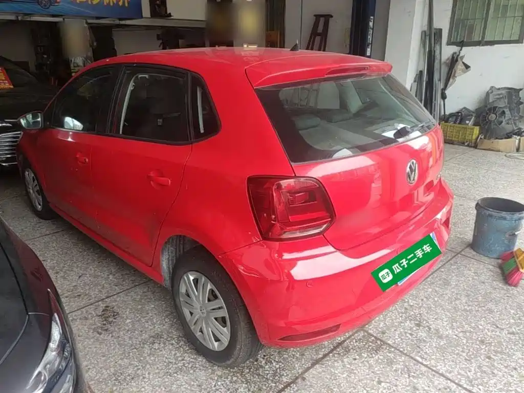 Volkswagen Polo 2016 1.4L Automatic Trend фото 5
