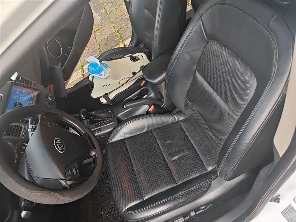 Kia K3 2015 1.6L Automatic GLS фото 12