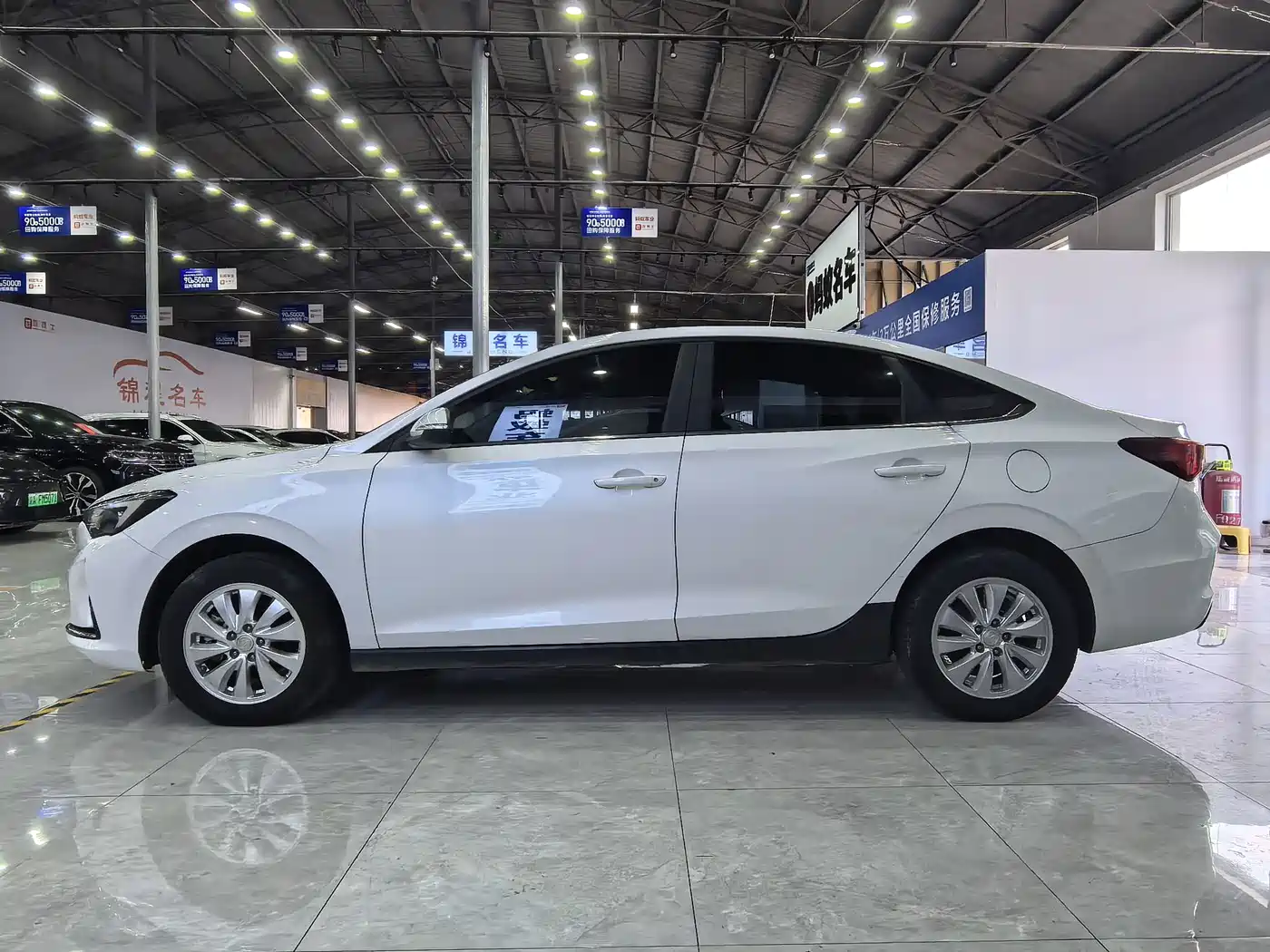Changan Eado New Energy 2023 2022 EV460 Premium Edition (LFP)