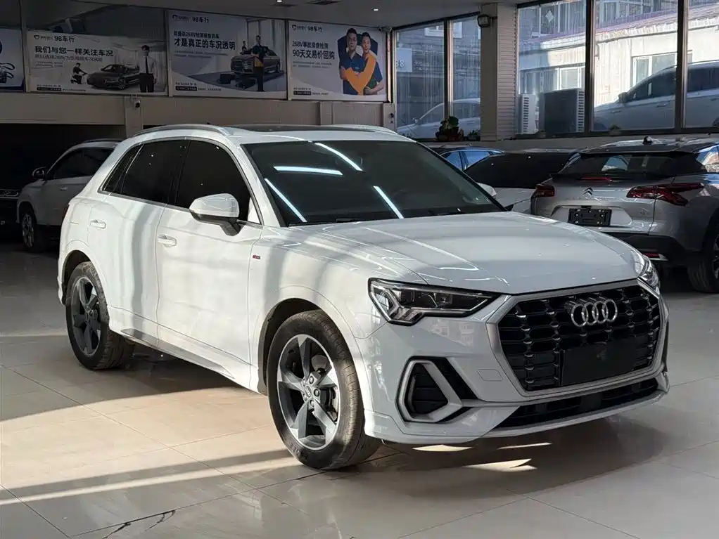 Audi Q3 2022 35 TFSI Fashion Dynamic фото 3