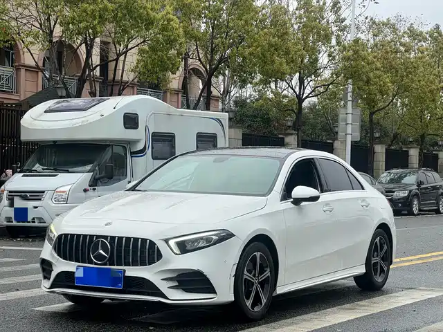 MERCEDES-BENZ A CLASS