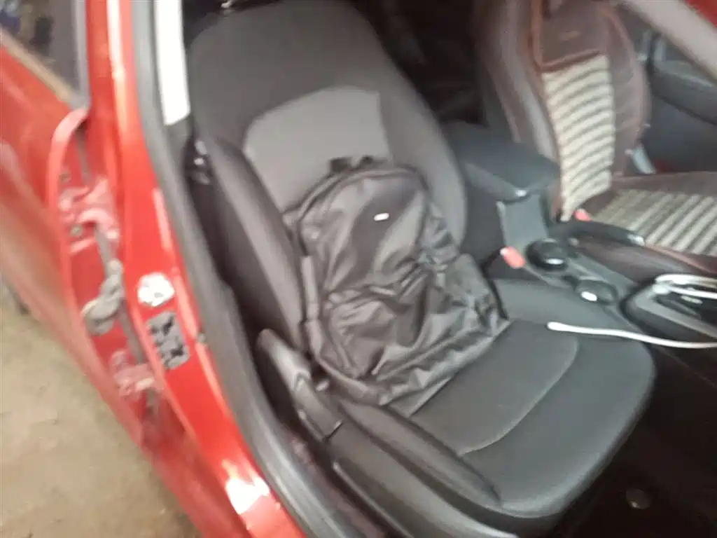 Hyundai Elantra 2016 Model 1.6L Automatic Smart Elite фото 25