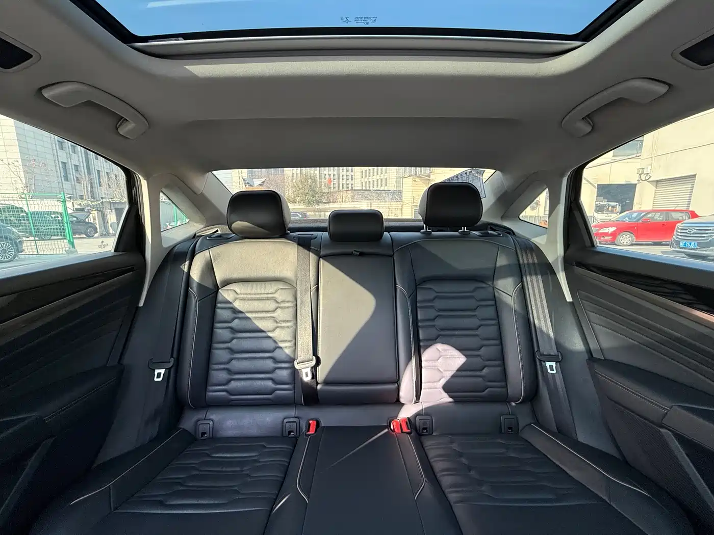 Volkswagen Passat 2021 Model 330TSI Elite Edition фото 21