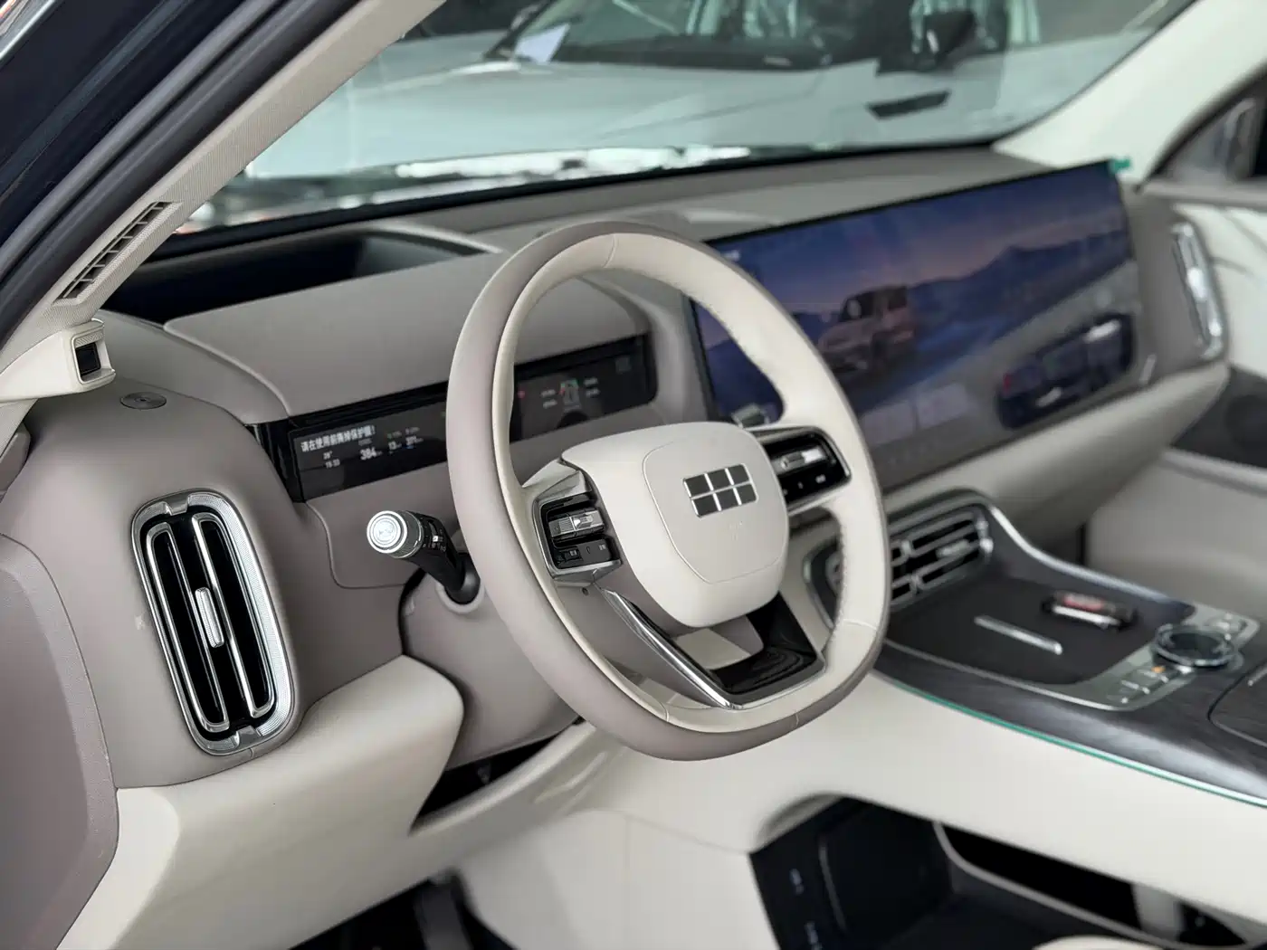Geely Galaxy Galaxy M9 2025 Model 230km 2WD Explorer+ Edition фото 7