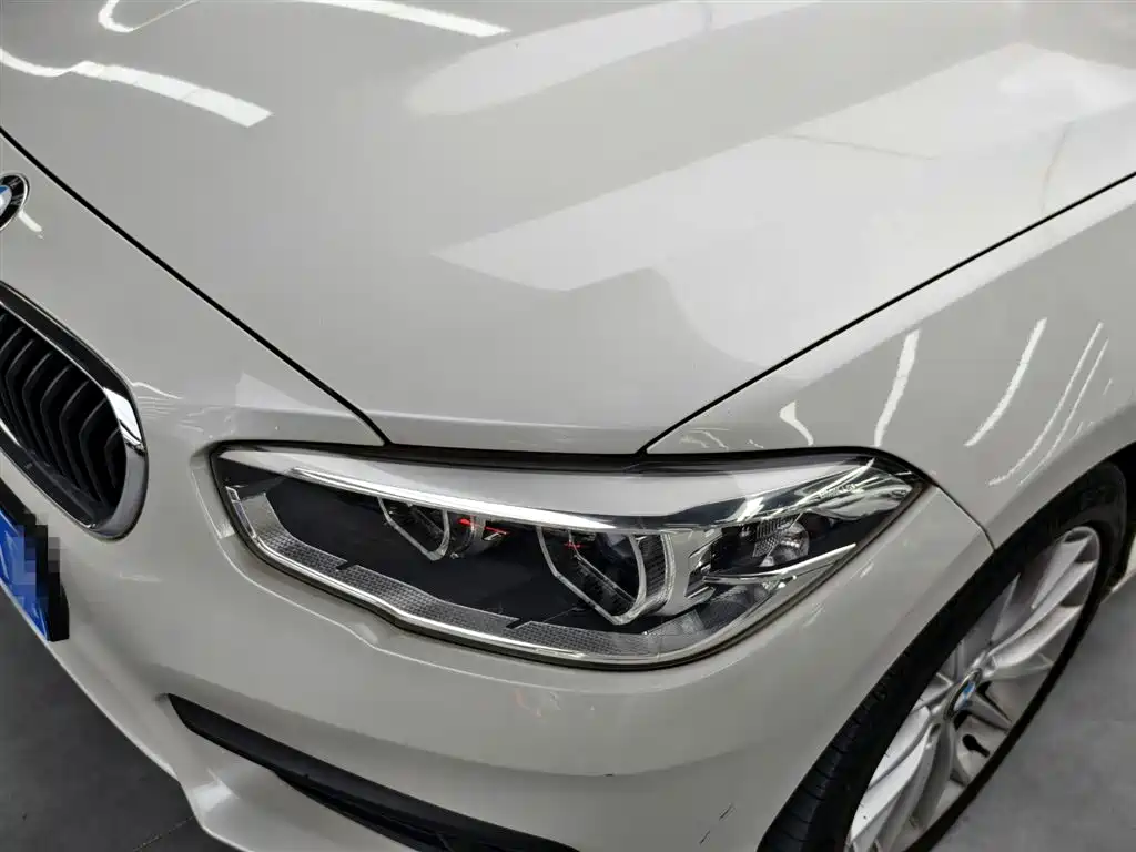 BMW 1 Series (Import) 2015 120i Leading фото 19