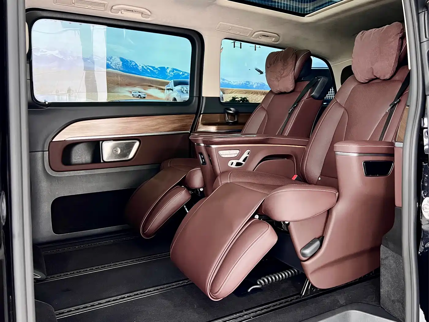 Mercedes-Benz V-Class 2022 V 260 L Long Wheelbase Luxury Edition фото 10