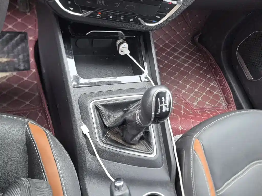 Zotye T300 2020 2019 1.5L Manual Xiaoqiang Edition