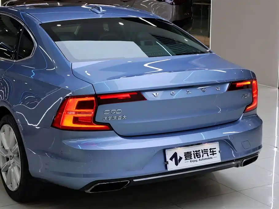 Volvo S90 2020 T5 Elegance Luxury Edition фото 5