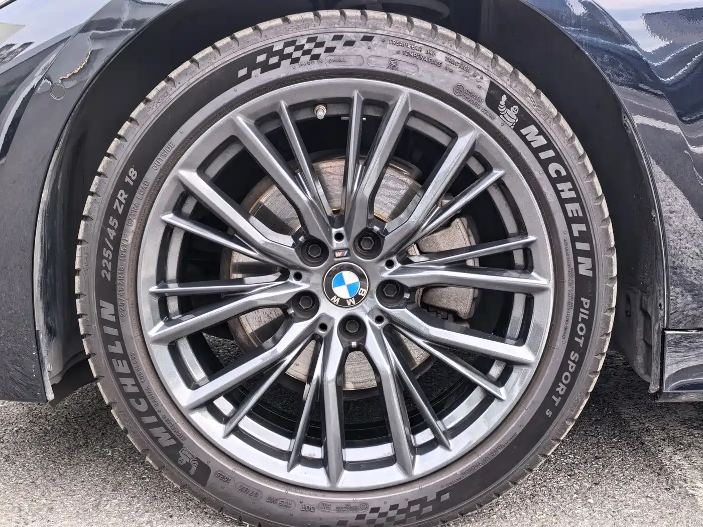 BMW 3-SERIES