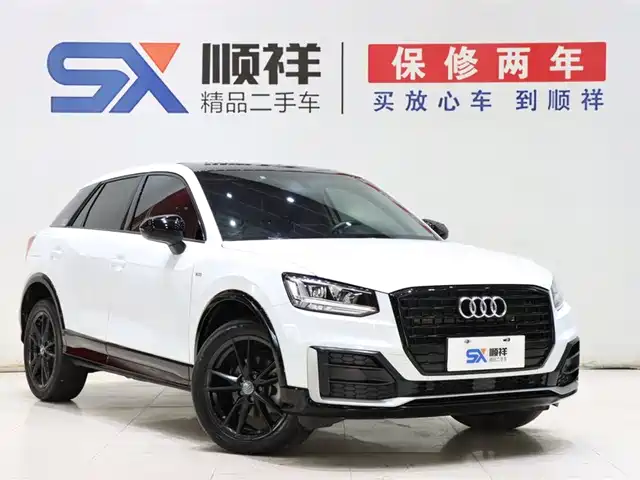 Audi Q2L 2020 35 TFSI Fashion Dynamic Model — фото 3