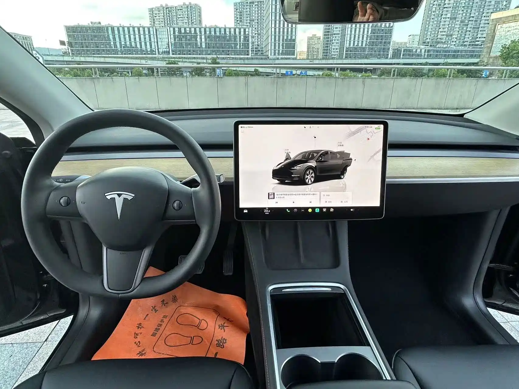 Фото 15 - Tesla Model Y